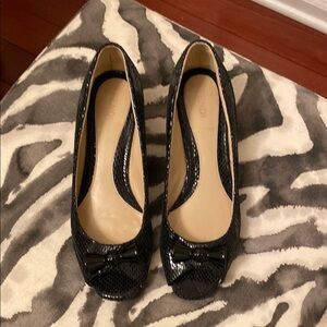 Fendi Elegant Black Peep-Toe Pumps